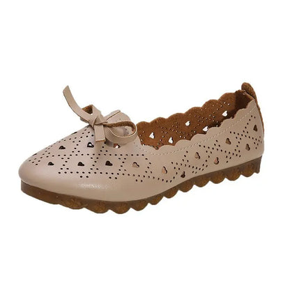 Lette, flate mokkasiner i ekte skinn