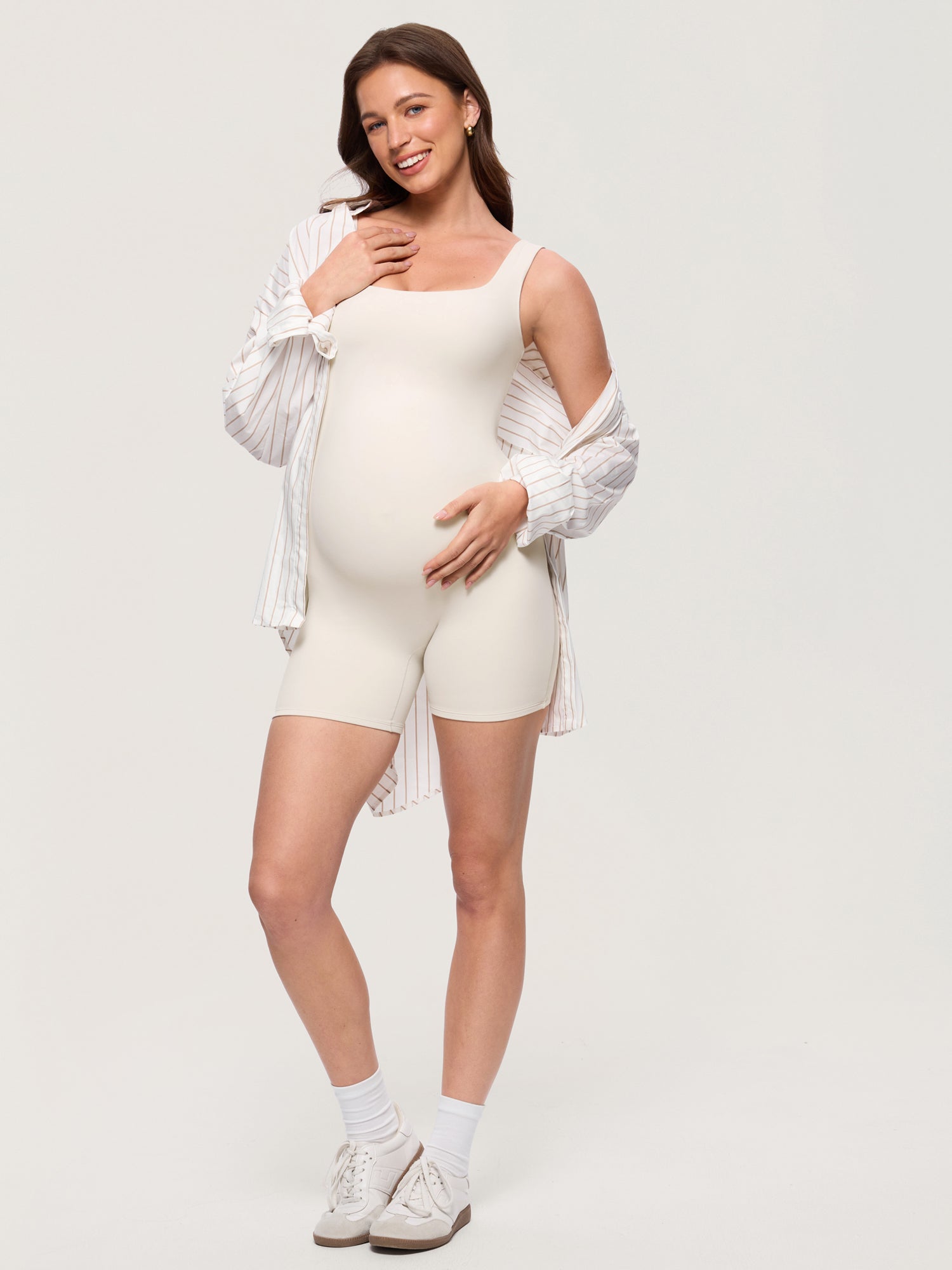 Gravid playsuit med firkantet hals – Airsofta romper med innebygd BH