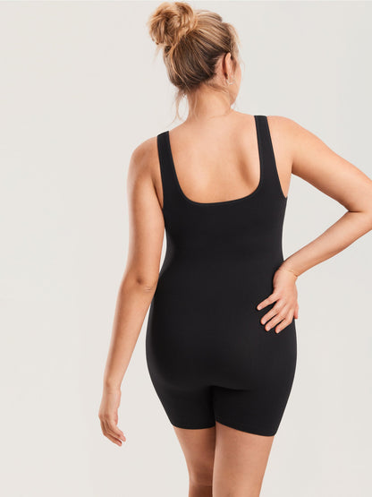 Gravid playsuit i ribbestrikk – romper med firkantet hals