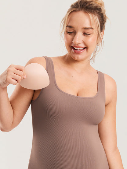 Gravid playsuit i ribbestrikk – romper med firkantet hals