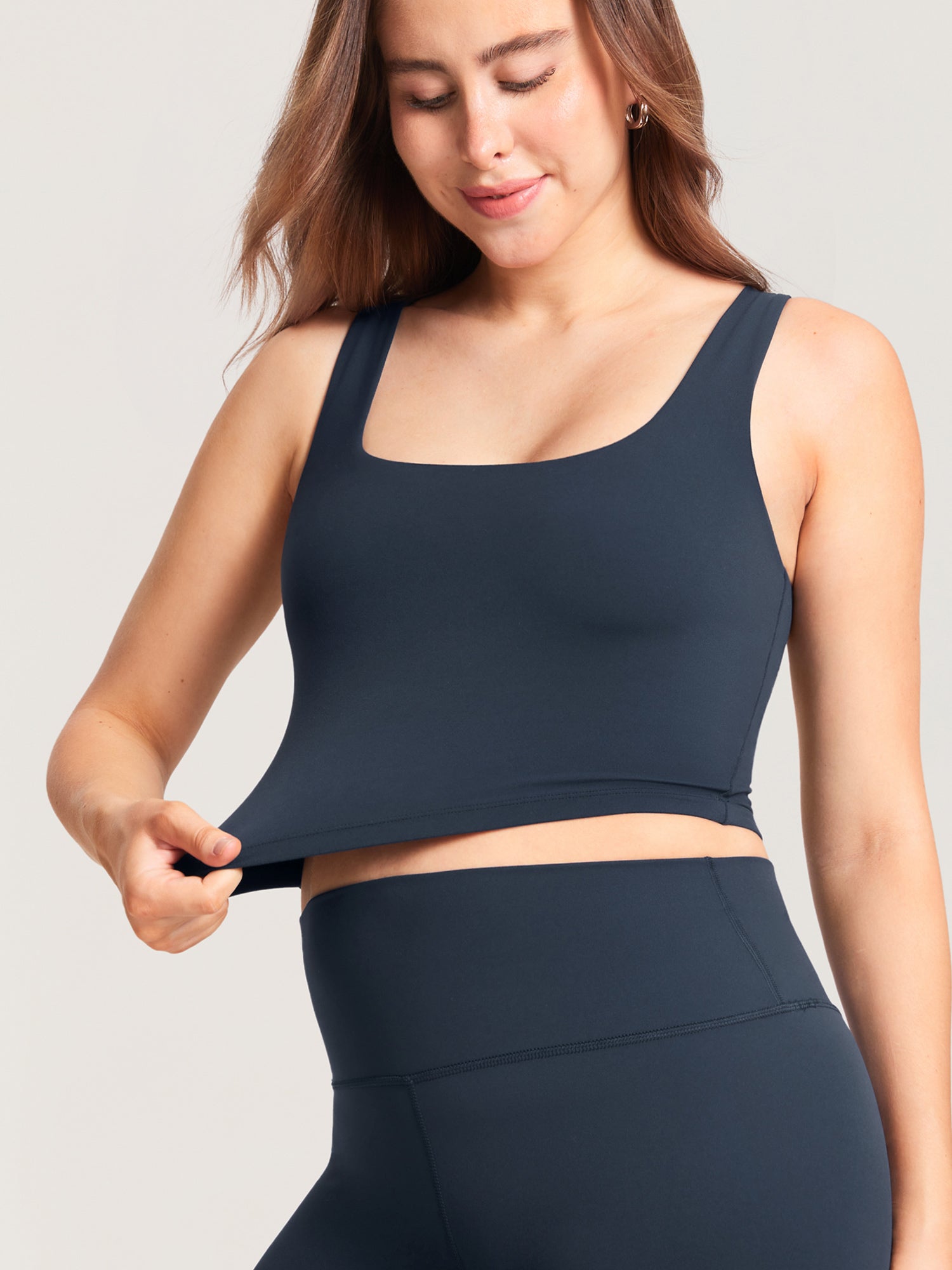 Pumpe-BH i croptop-modell – Natrelax® handsfree pumpetopp