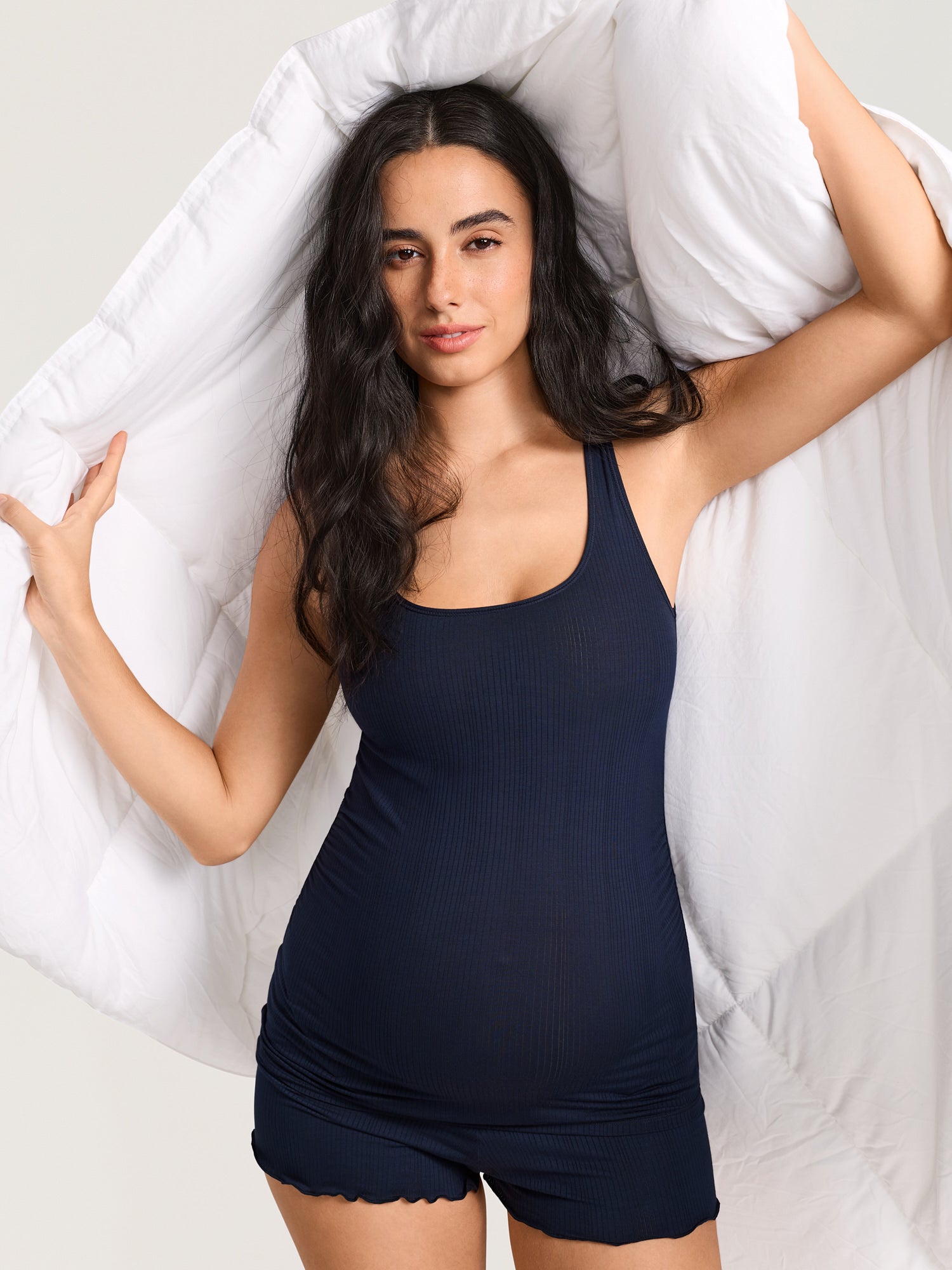 Gravidtopp i ribbet modal – myk singlet for gravide