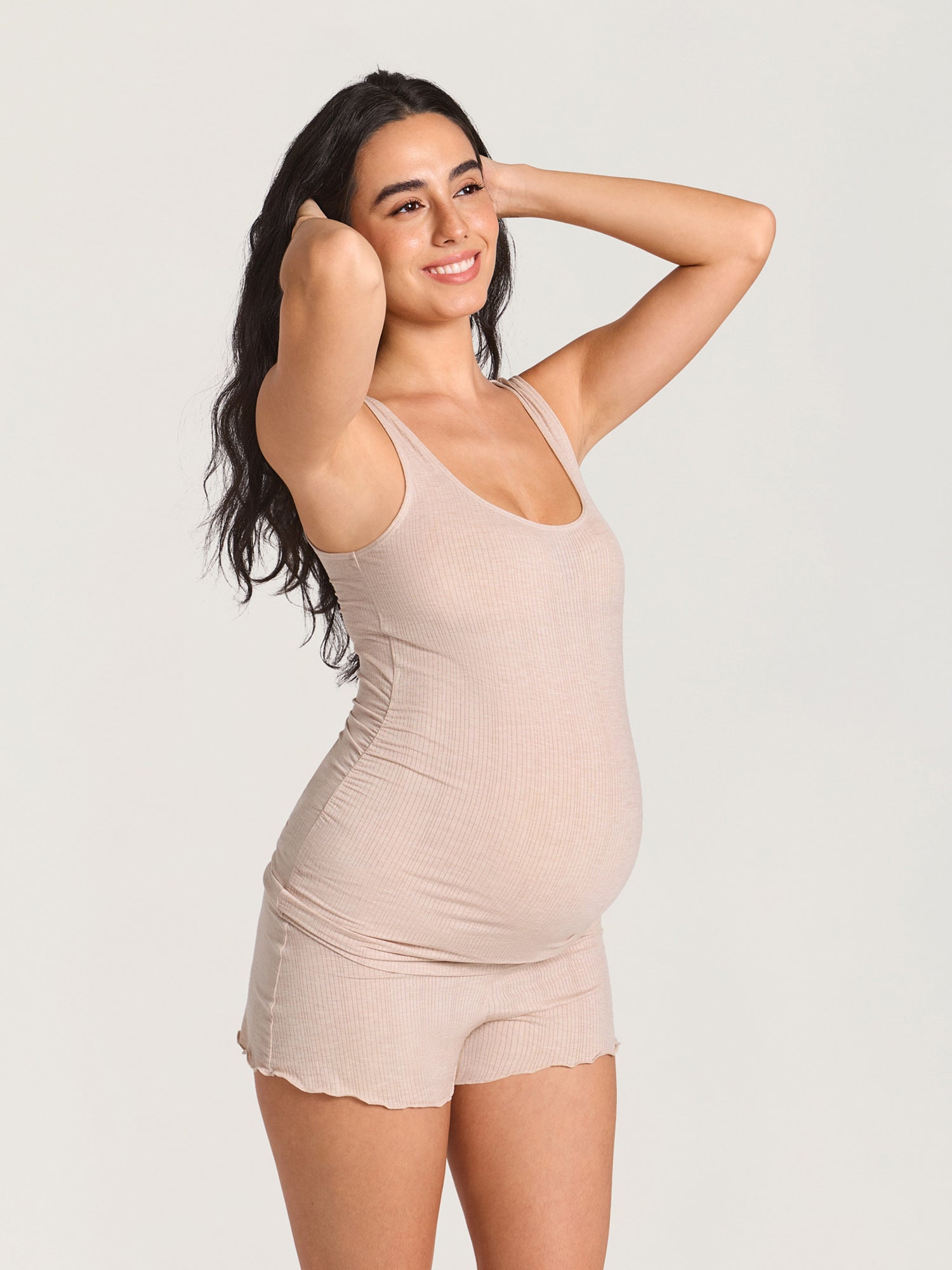 Gravidtopp i ribbet modal – myk singlet for gravide