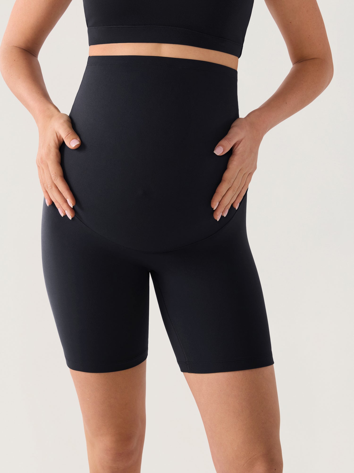 Gravidshorts uten søm foran – Natrelax® shorts med høyt liv, 15 cm