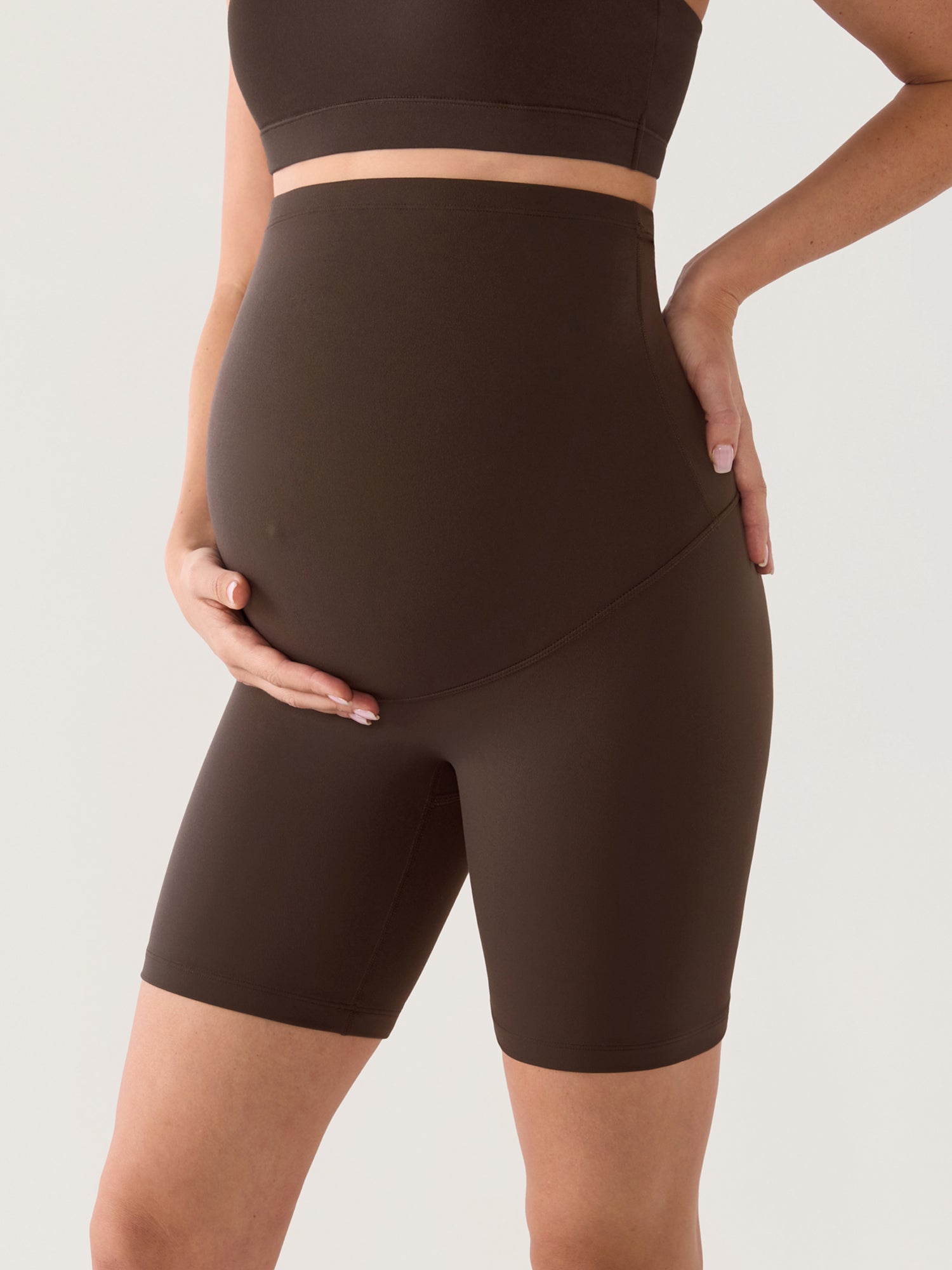 Gravidshorts uten søm foran – Natrelax® shorts med høyt liv, 15 cm
