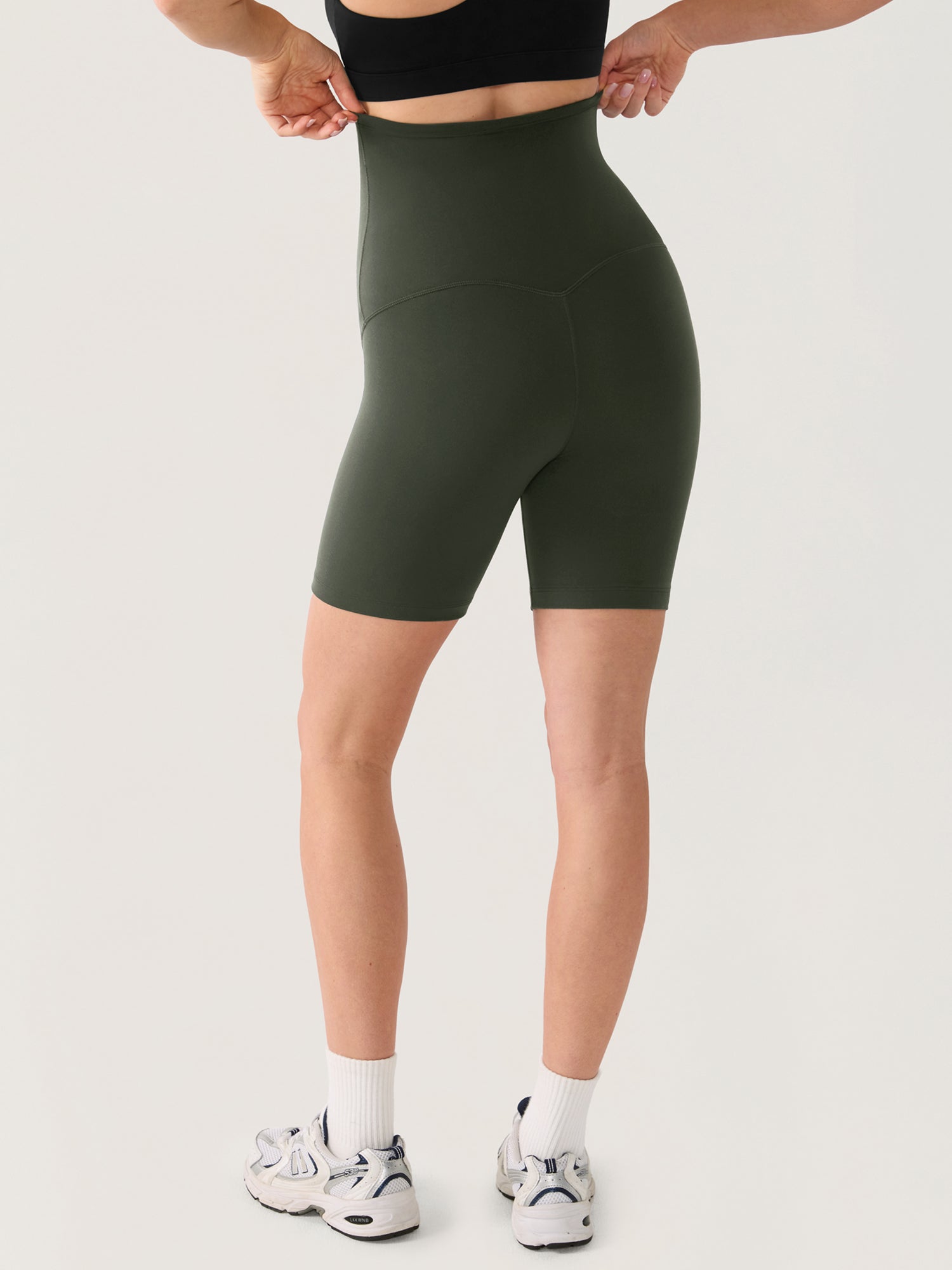 Gravidshorts uten søm foran – Natrelax® shorts med høyt liv, 15 cm