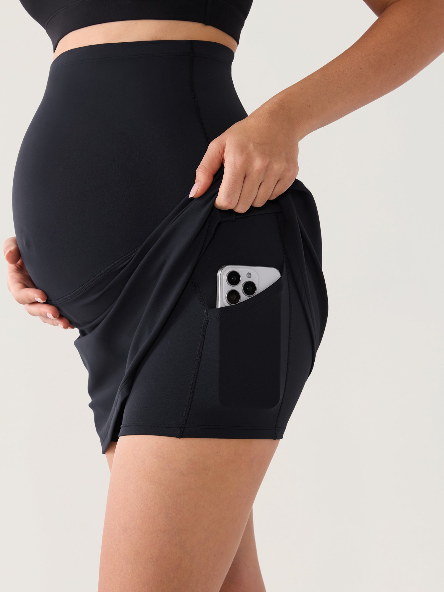 Gravidskjørt i A-fasong med innebygde shorts – Natrelax®
