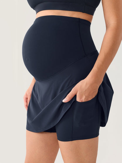 Gravidskjørt med innebygde shorts – A-fasong tennisskjørt for gravide
