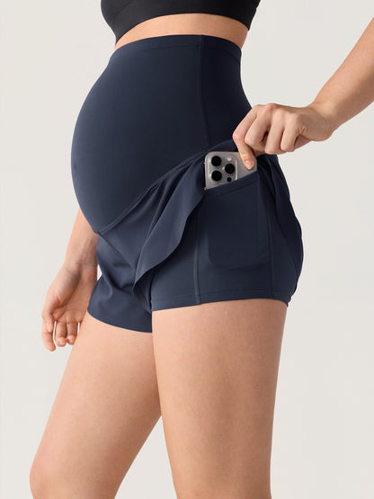 Gravidshorts med lommer – Bloomove™ dolphin shorts i dobbelt lag