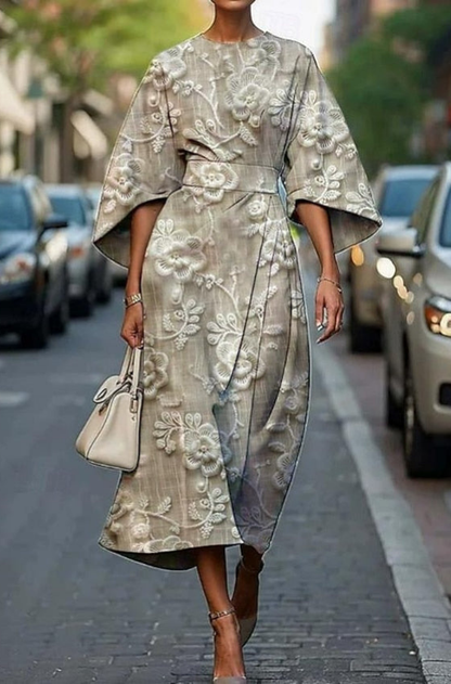 Mira | Elegant beltet midikjole i silke med kimonoermer – Beige