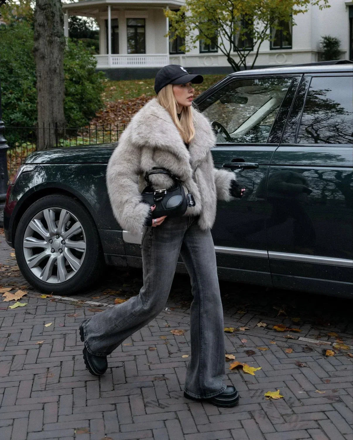 Daintee-jakke laget av fuskepels
