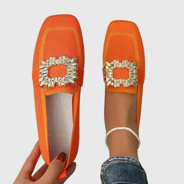 Priya | Pustende strikkballerinaer med rhinestone-spenne