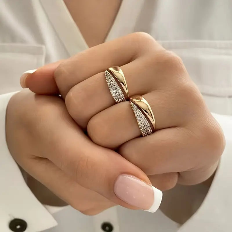 Eléon | Stilfull gull- og sølvfarget ring med glitrende steiner (1+1 GRATIS)