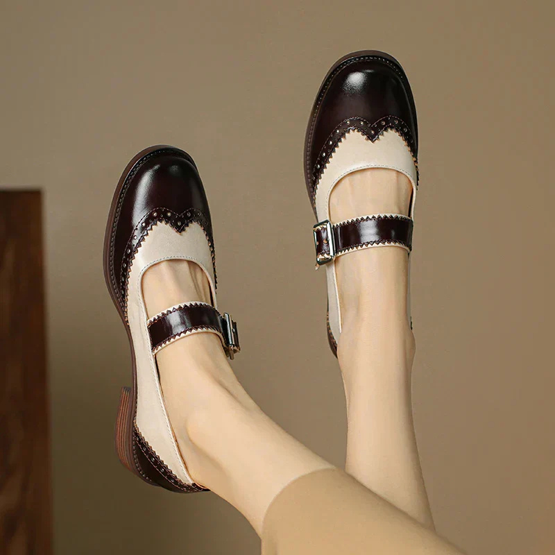 Roxie | Totonede Mary Jane-hæler i skinn med wingtip-brogue