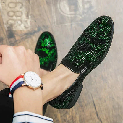 Loafers med rhinestone-utsmykning