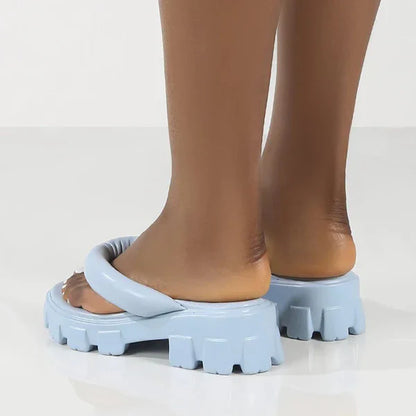 Strandslides med tykk såle