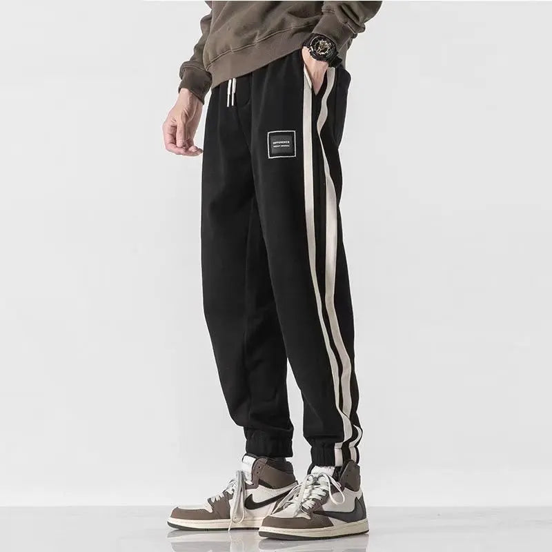 Herre Joggebukse med Sidelinjer – Komfortabel &amp; Sporty | Casual Sweatpants med Elastisk Liv – Svart