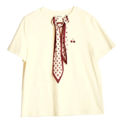 T-skjorte til Dame med Skjerfdetalj – Fransk Stil &amp; Elegant Sommerlook