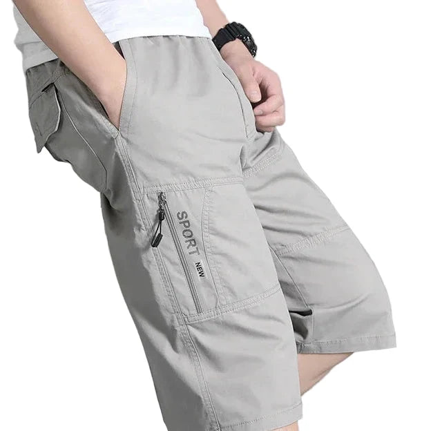 Herre cargoshorts i bomull – knelang med glidelåslommer og strikk i livet – DK006 Khaki