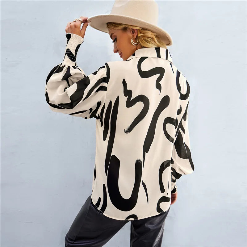 Elegant bluse med knute foran