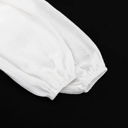 Løstsittende sett med strukturert bluse og shorts