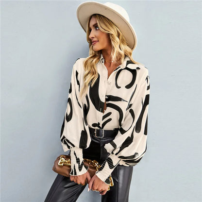 Elegant bluse med knute foran