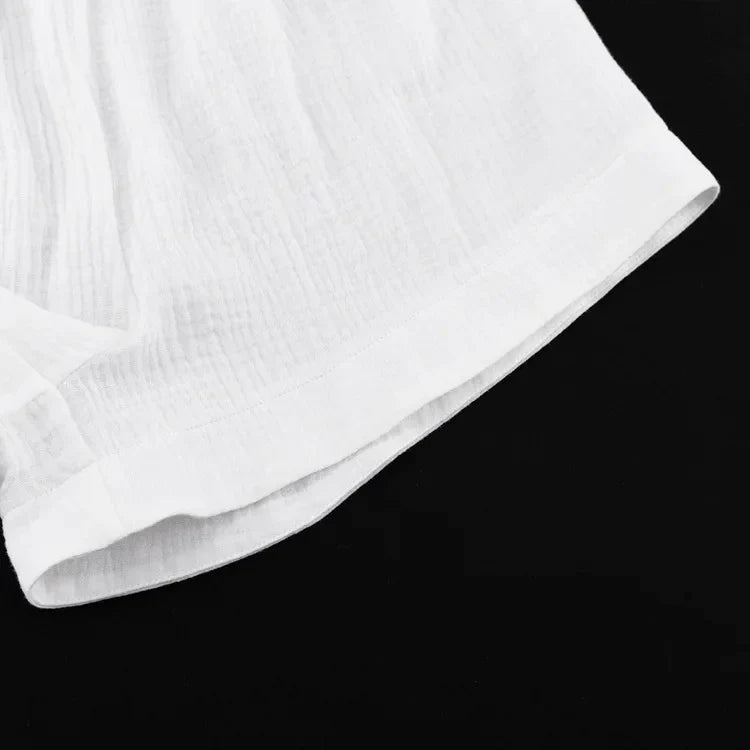 Løstsittende sett med strukturert bluse og shorts