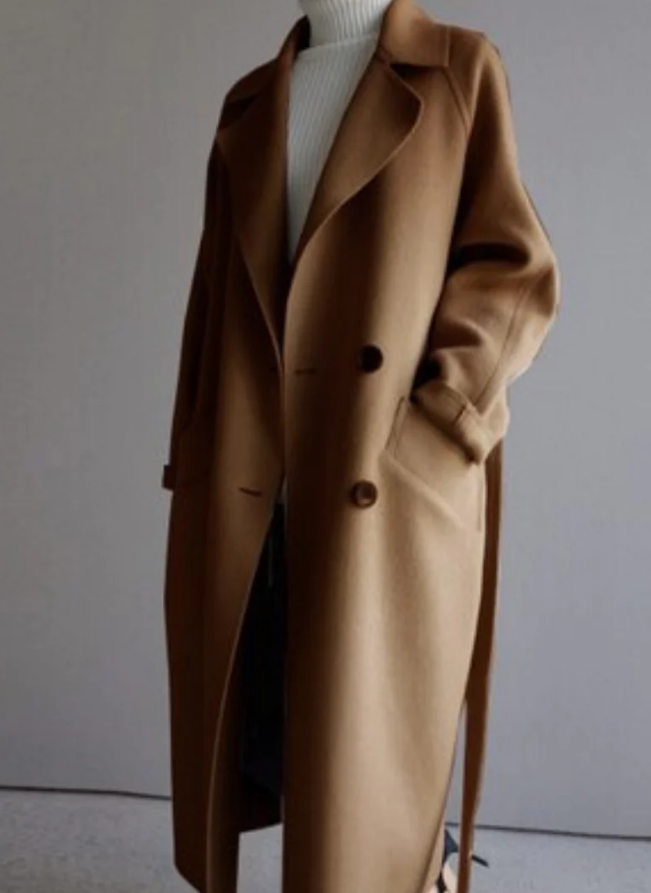 Elegant ullkåpe for kvinner