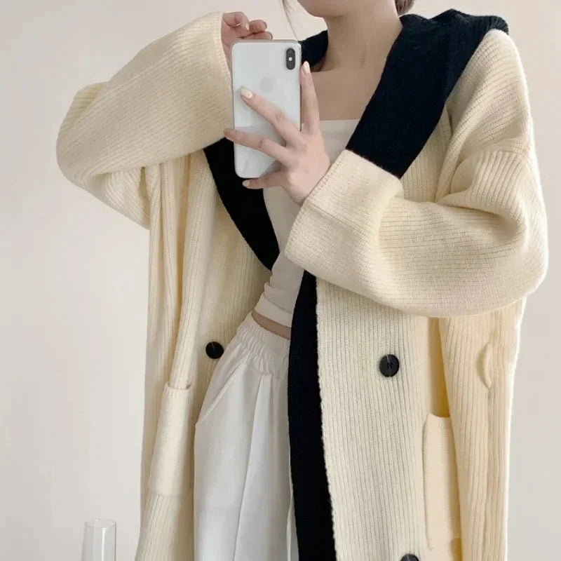 Lang Strikkecardigan med Hette – Løs Passform &amp; Doble Knapperekker | Varm &amp; Trendy Ulzzang-stil