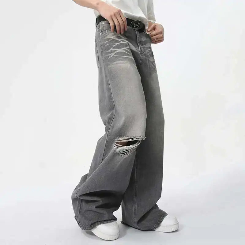 Trendy Jeans for Menn – Løse, Rette Bukser med Kontrastdetaljer | Sommerlige Wide Leg Denim Bukser i Streetwear-stil (2025)