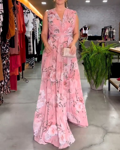 Seraphine | Ermeløs maxikjole i chiffon med blomstermønster og V-hals