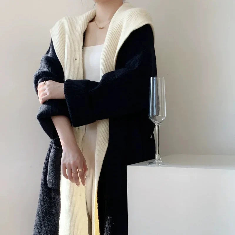 Lang Strikkecardigan med Hette – Løs Passform &amp; Doble Knapperekker | Varm &amp; Trendy Ulzzang-stil