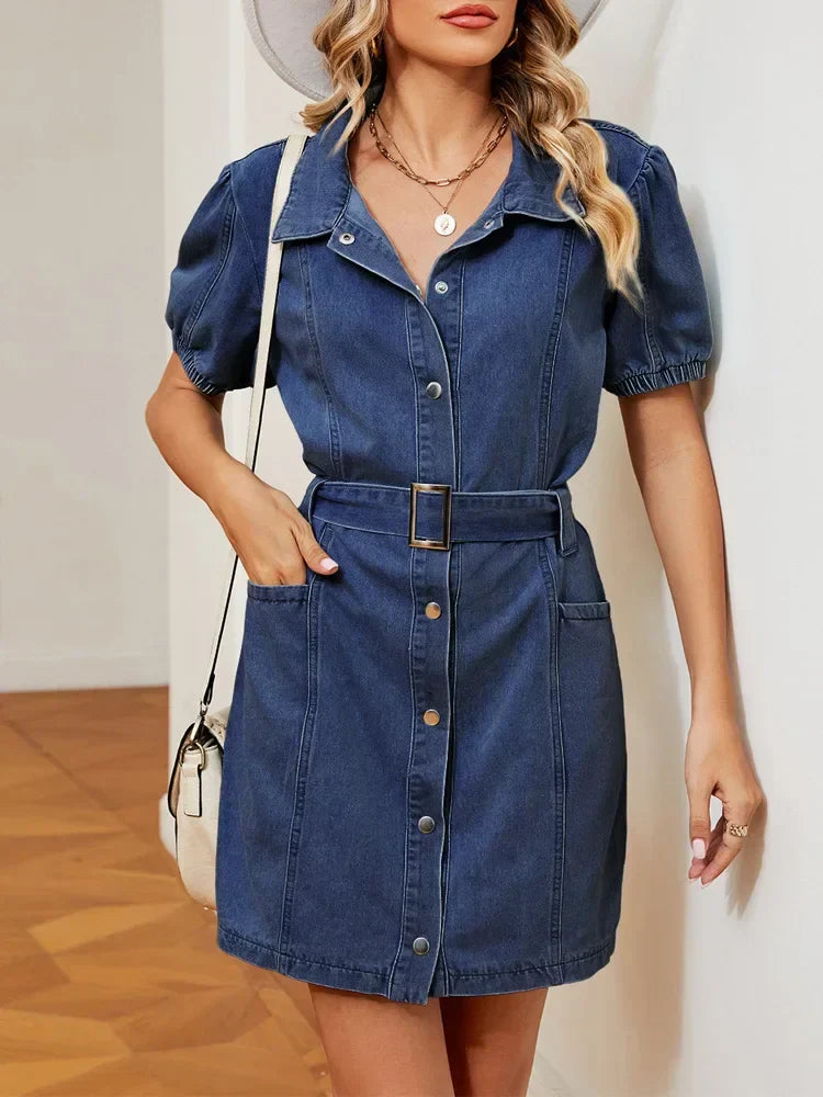 Kort denimkjole med belte