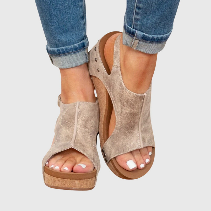 Solène | Slingback-sandaler i skinn med korkkile og åpen tå – Khaki