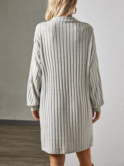 Strikket elegant genserkjole for kvinner