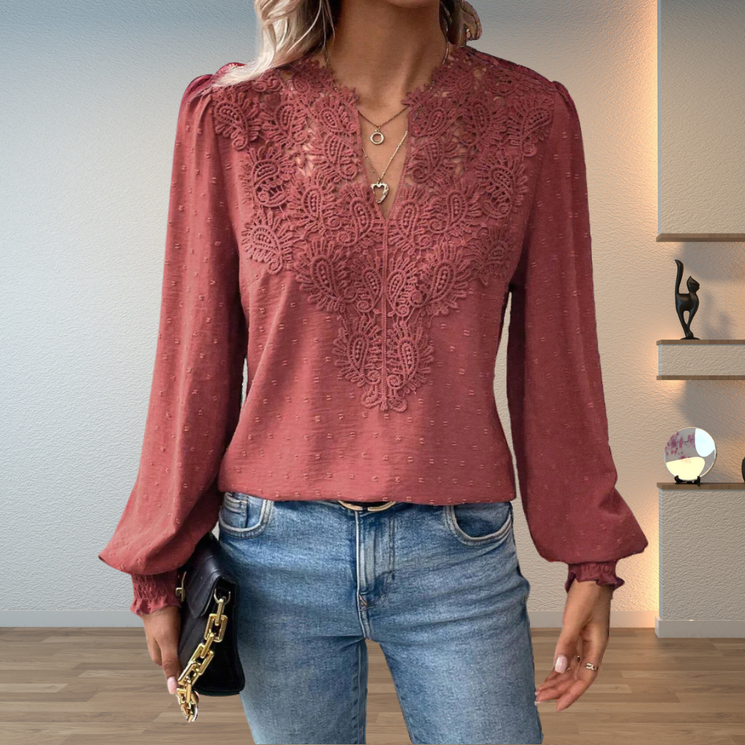 Thea | Elegant lett bluse med blondedetalj