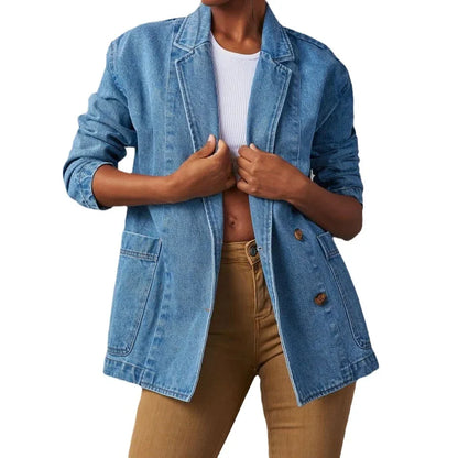 Jeansblazer med knappelommer og løs passform