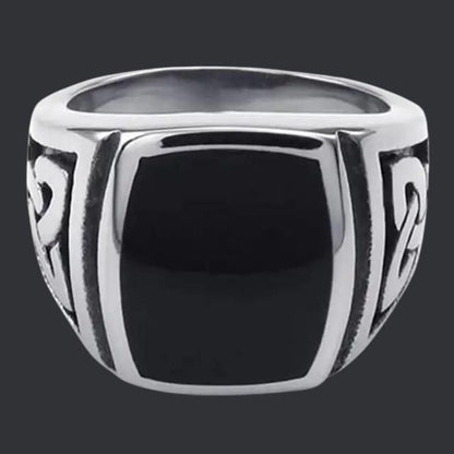 Signetring av titanstål med Odin-symbol