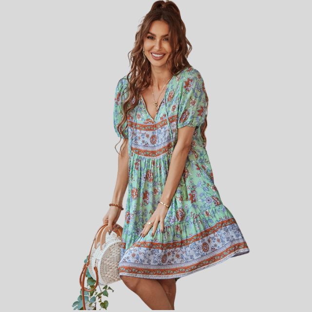 Boho-chic blomstrete kjole med høy midje