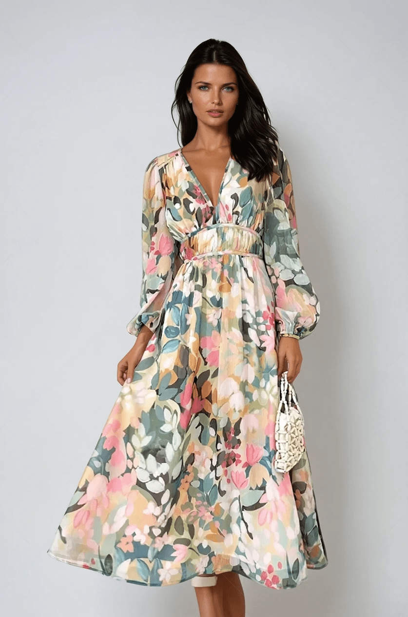 Violette | Midikjole i chiffon med blomstermønster, puffermer og V-hals – S