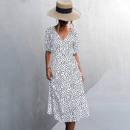 Elegantes Midi-Kleid