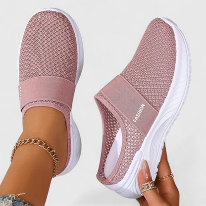 Willa | Pustende slip-on-platåsneakers i mesh