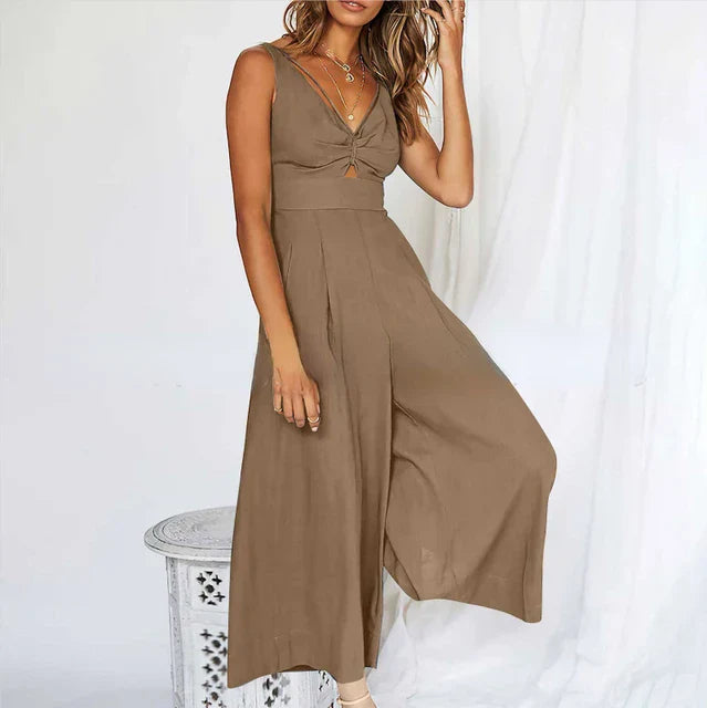 Elegant ermeløs jumpsuit med vide ben