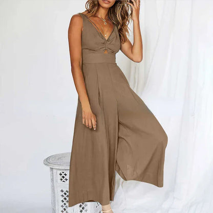 Elegant ermeløs jumpsuit med vide ben