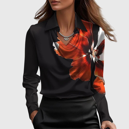 Marlowe | Elegant bluse i sateng med vannfallshals og krage