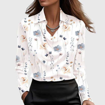 Marlowe | Elegant bluse i sateng med vannfallshals og krage