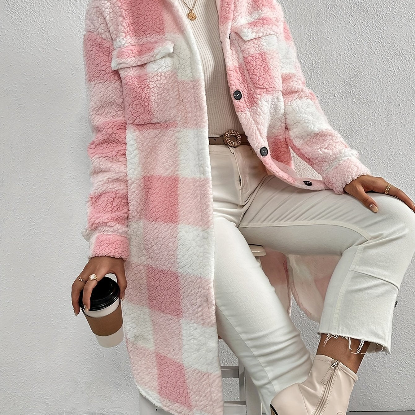 Elegant rutete teddyfrakk