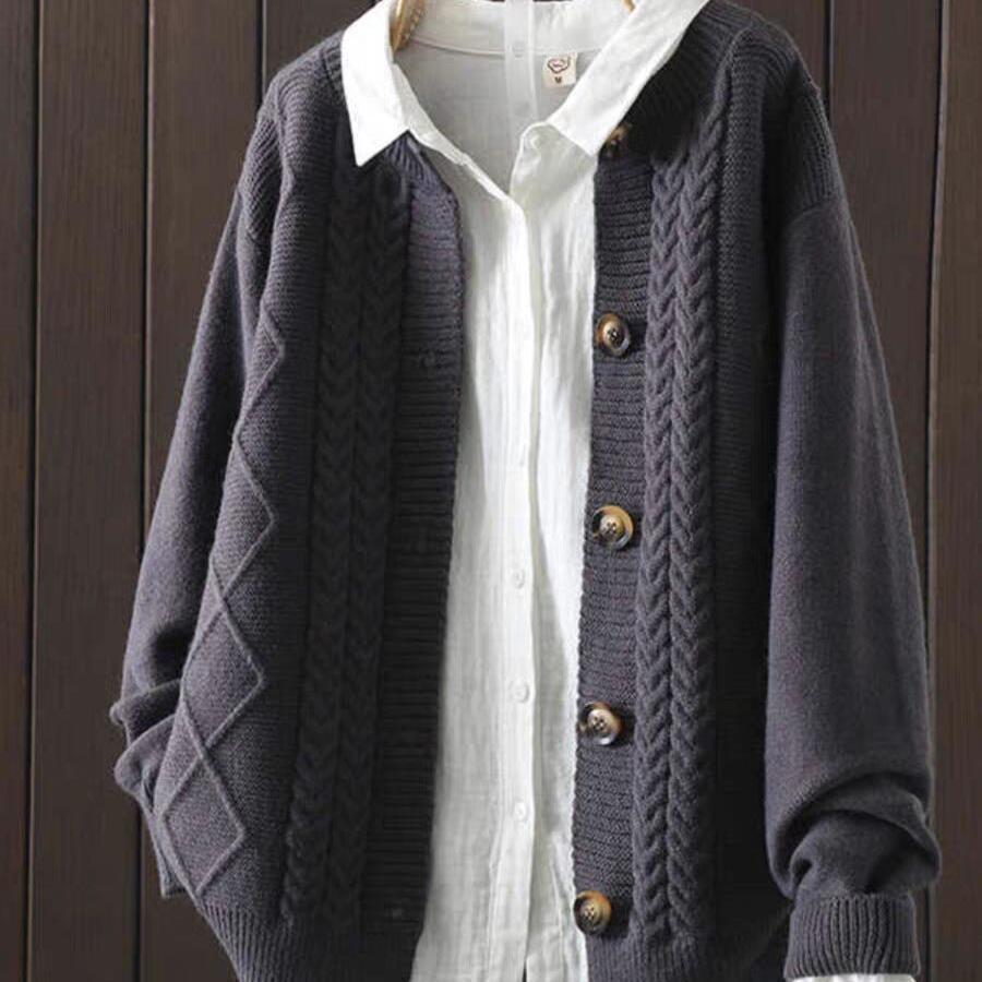Strikket cardigan detalj