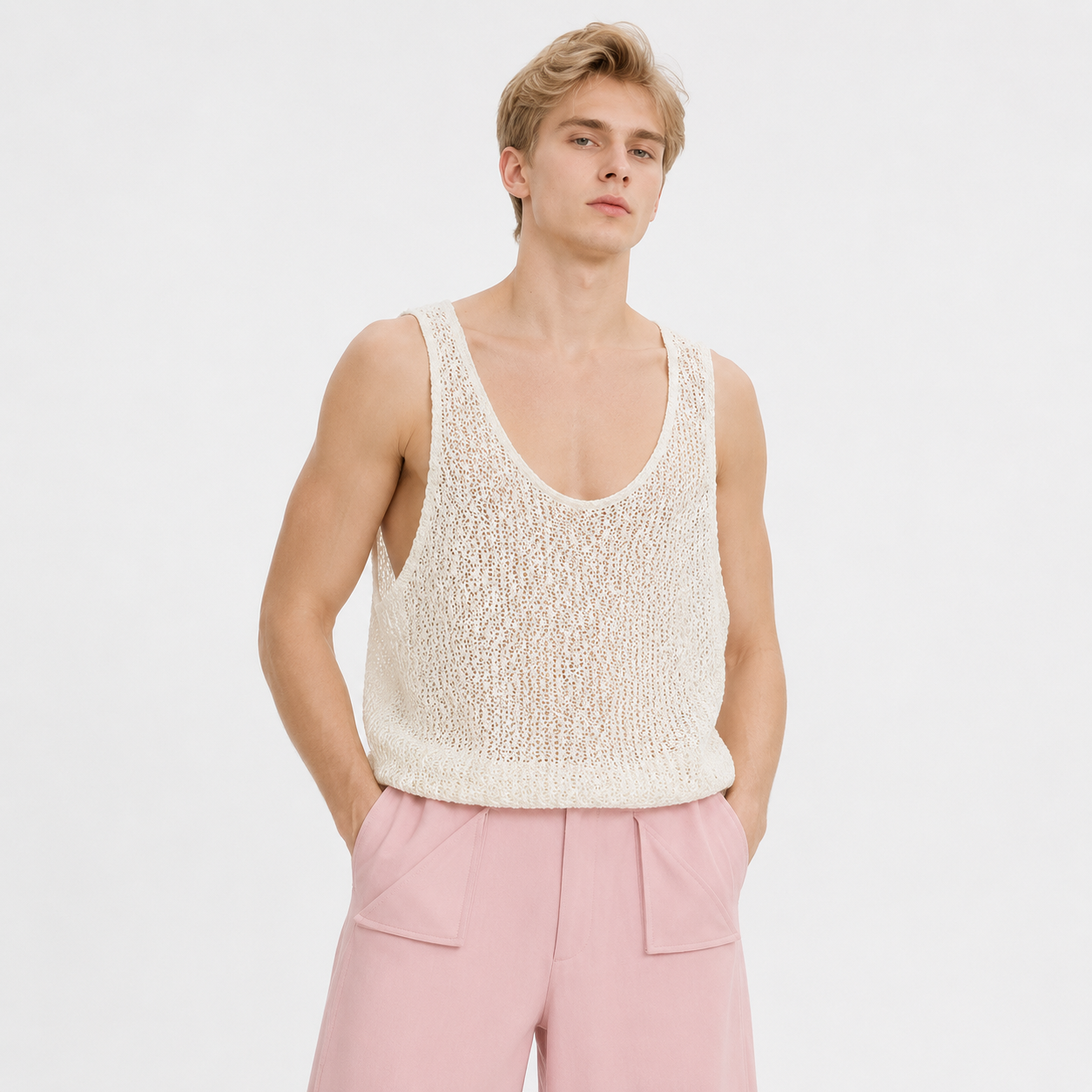 Ermeløs T-Skjorte til Herre | Tank Topp med Rå Kanter og Hulldetaljer – Beige