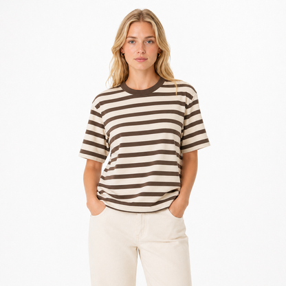 Stripet Bomulls T-skjorte til Dame – Løs &amp; Pustende Sommerstil – Kaffe